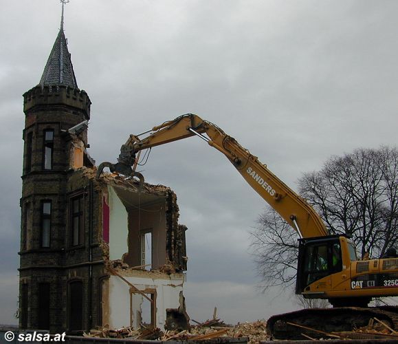 Rittergut Leuffen, Otzenrath: Abriss wegen Braunkohletagebau