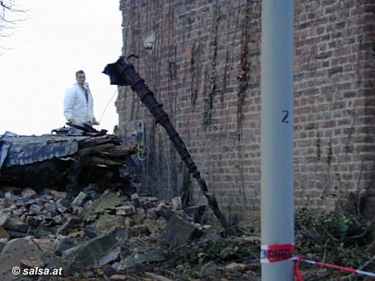 Rittergut Leuffen, Otzenrath: Abriss wegen Braunkohletagebau