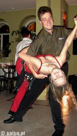 Salsa im Theatrale (anklicken zum Vergr&ouml;�ern, mit ALT+F4 wieder schliessen)