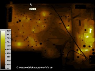 Waermebildaufnahme Elektronikplatine mit hot-spots