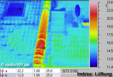 image: un tube sur un toit (image thermographique )